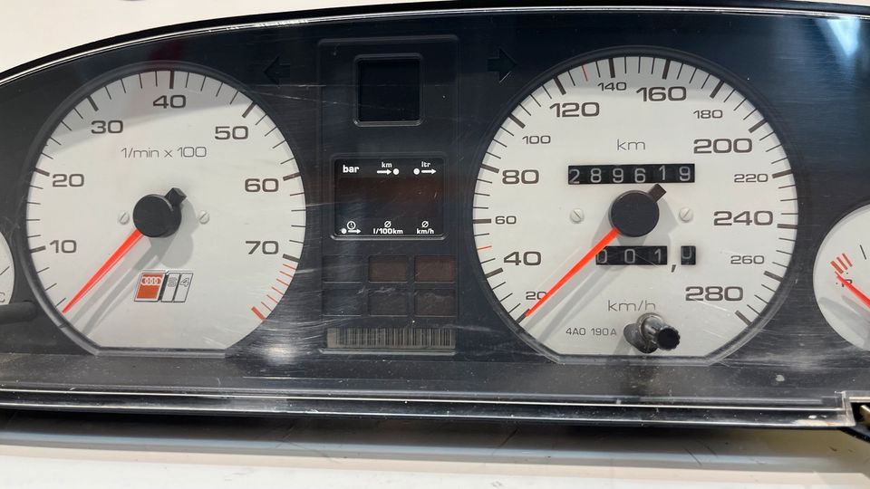 Tacho geprüft Audi 100 S4 C4 20v turbo quattro Kombiinstrument in Bredstedt