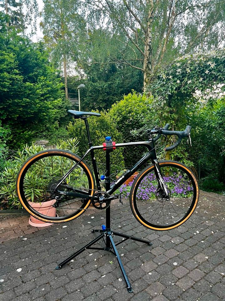 Gravelbike Focus Paralane AL APEX 1 in Frankfurt am Main