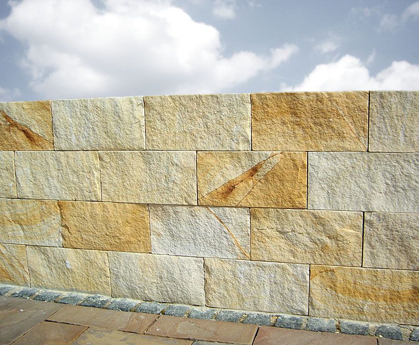 Sandsteinmauer gelblich-grau 40x20x20cm in Tacherting