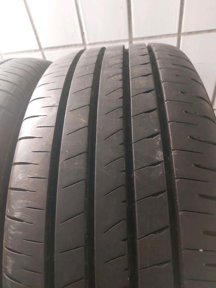 7mm / 2022 / Bridgestone - 2x 225/50 RF18 95V Sommerreifen RSC in Böblingen