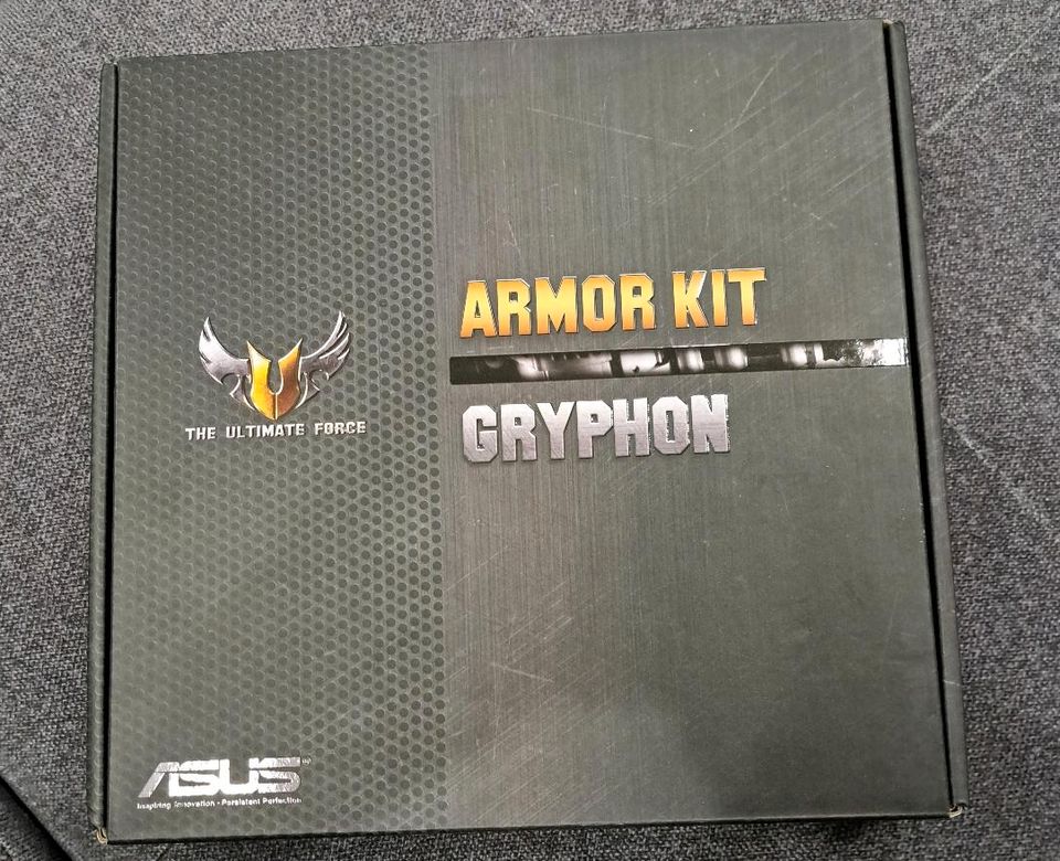 Armor Kit Gryphon Asus OVP in Gersthofen