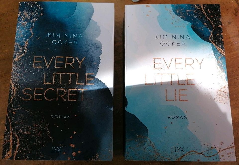 "Every little Secret" + "Every little Lie" von Kim Nina Ocker in Bremen
