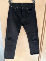 Verkaufe Levi’s 501 schwarz Größe34/34 Hessen - Eppertshausen Vorschau