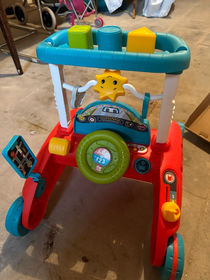 Fisher Price Lauflernwagen in Bad Vilbel