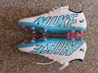 Gr.43 Fußballschuhe Nike Akademy Mercurial Bayern - Landau a d Isar Vorschau