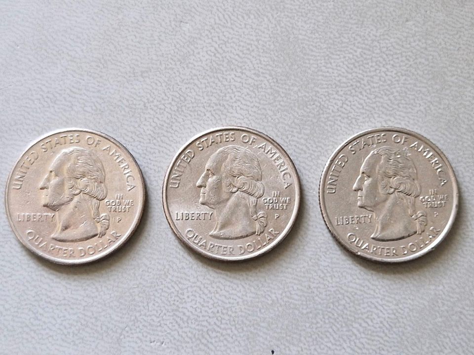 USA Quarter Dollar Connecticut, Virginia und Louisiana in Gammelin