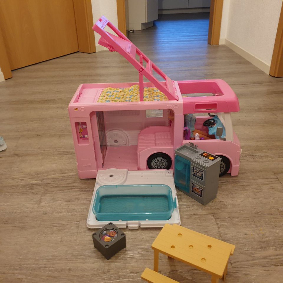 Barbie 3 in 1 Dream Camper in Bohmte
