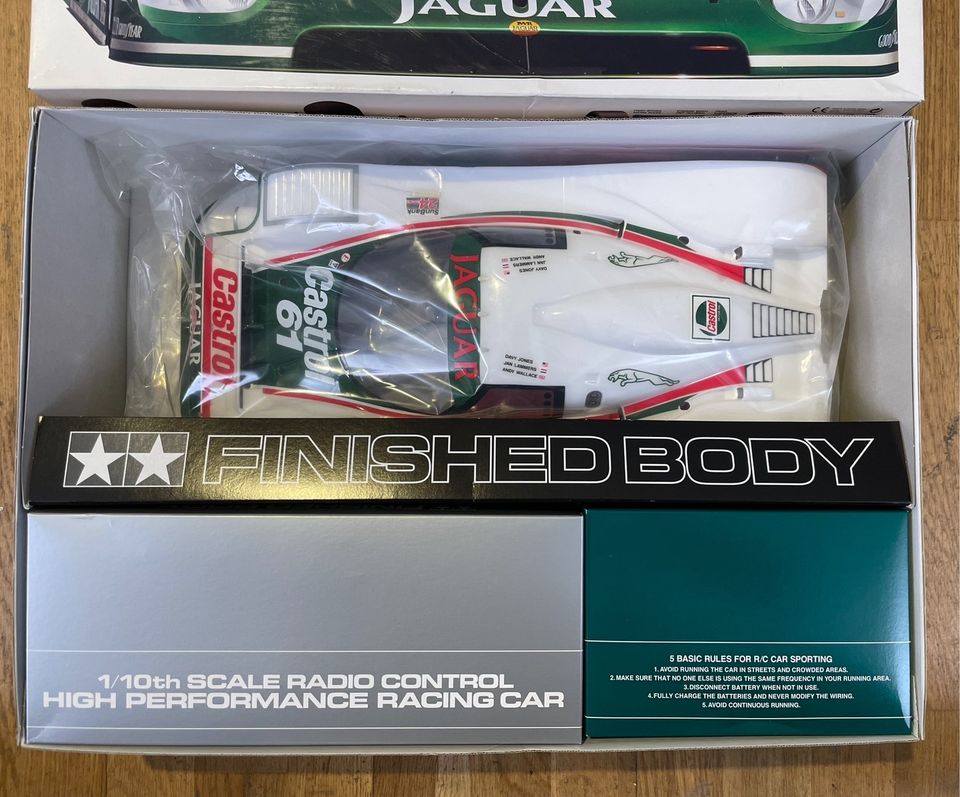 Tamiya Jaguar X JR-12 Daytona Winner NIB in München