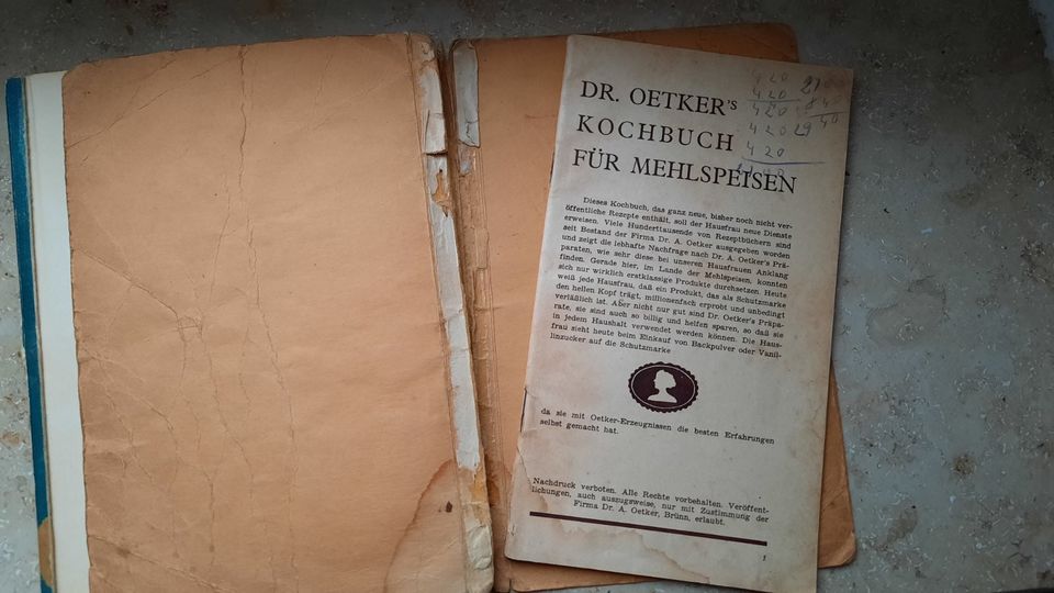 Dr. Oetker Backbücher Kochbücher 2 Stück Sammler Stücke in Regensburg