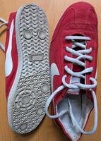 old school Nike rote Sommer Sneaker retro 40,5 Berlin - Friedenau Vorschau