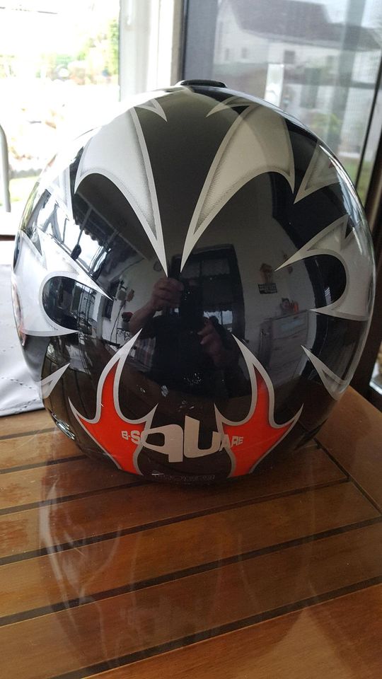 Motorradbekleidung, komplett mit 2 Helmen !! in Wallmerod