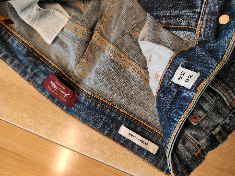 Jeans Gr. 30/34 JACK&JONES in Wolfertschwenden