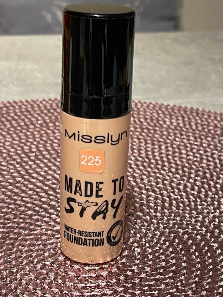 Misslyn made to stay foundation 225 fresh tan make up in Unna