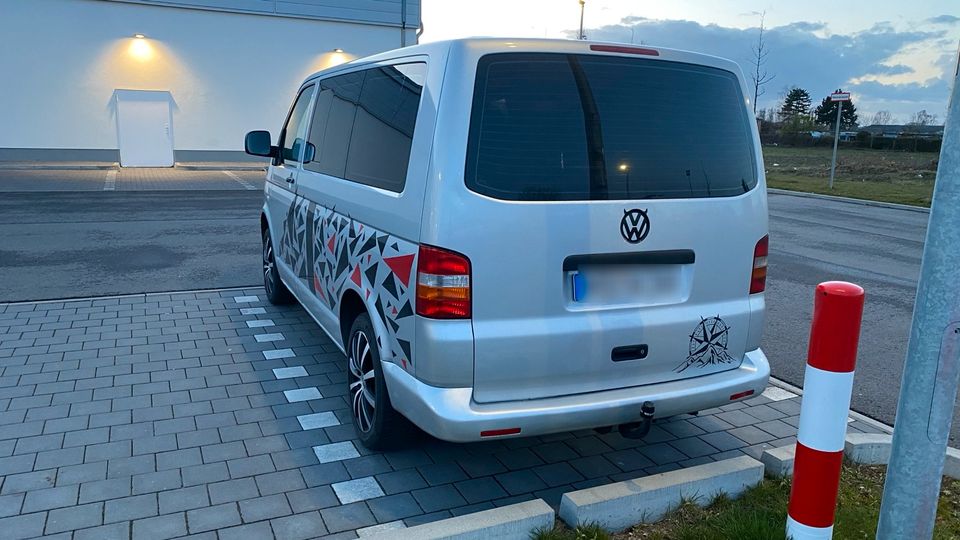 Volkswagen t5 Caravelle/Camper in Rostock