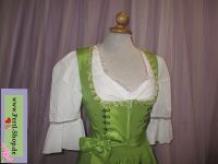 Glänzd, Dirndl mit Schürze, Gr. 36, Grün, Blümchen am Ausschnitt Bayern - Traunstein Vorschau