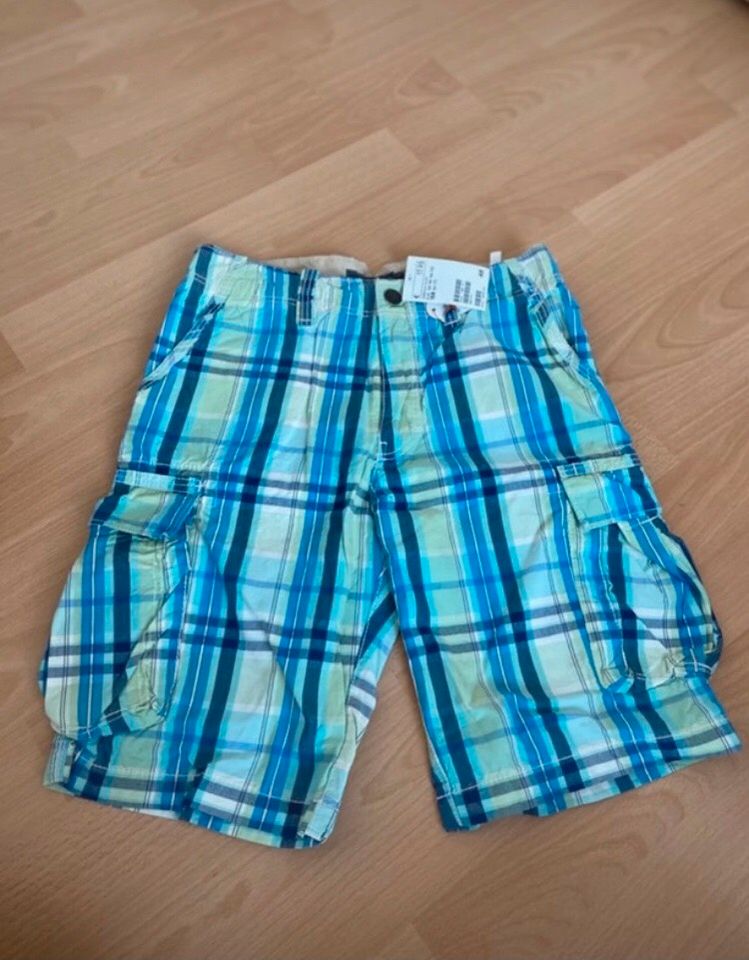 Sommerhose / Bermuda Neu in Plüderhausen