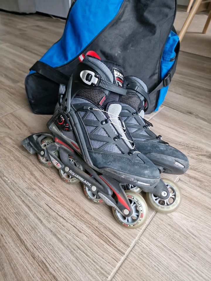 Rollerblade Inlineskates Gr.43  inkl Schutzausrütung in Berne