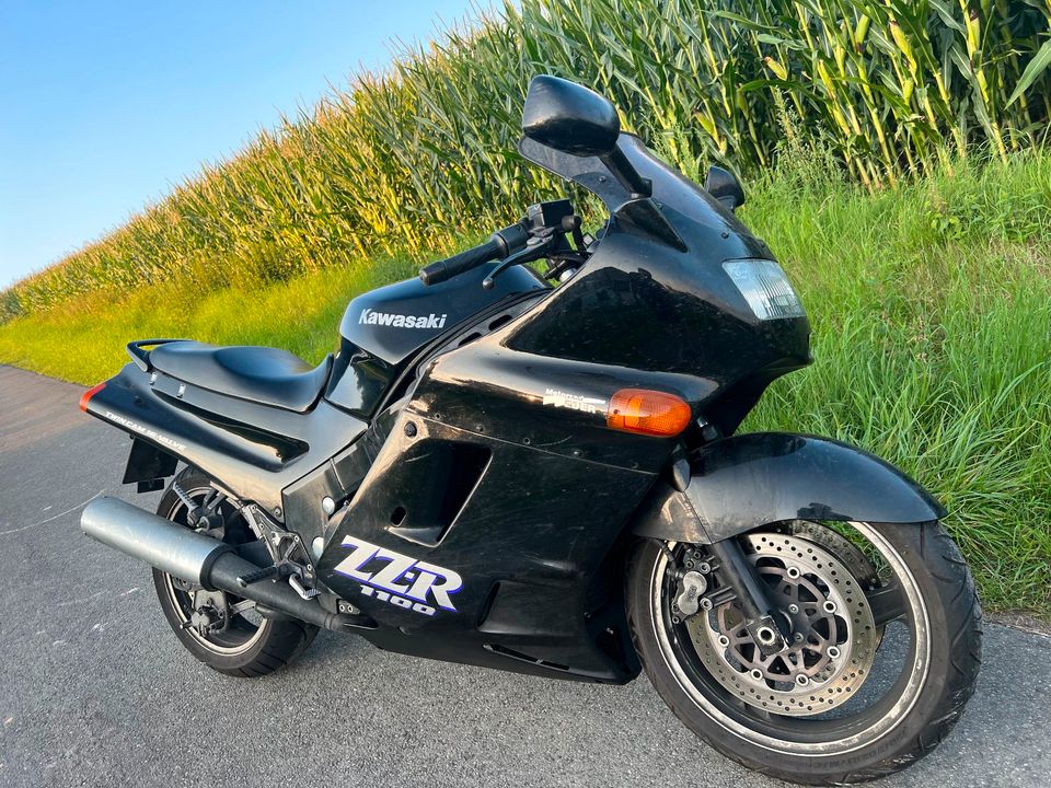 Kawasaki ZZR 1100 ZXT 10 C in Höxter