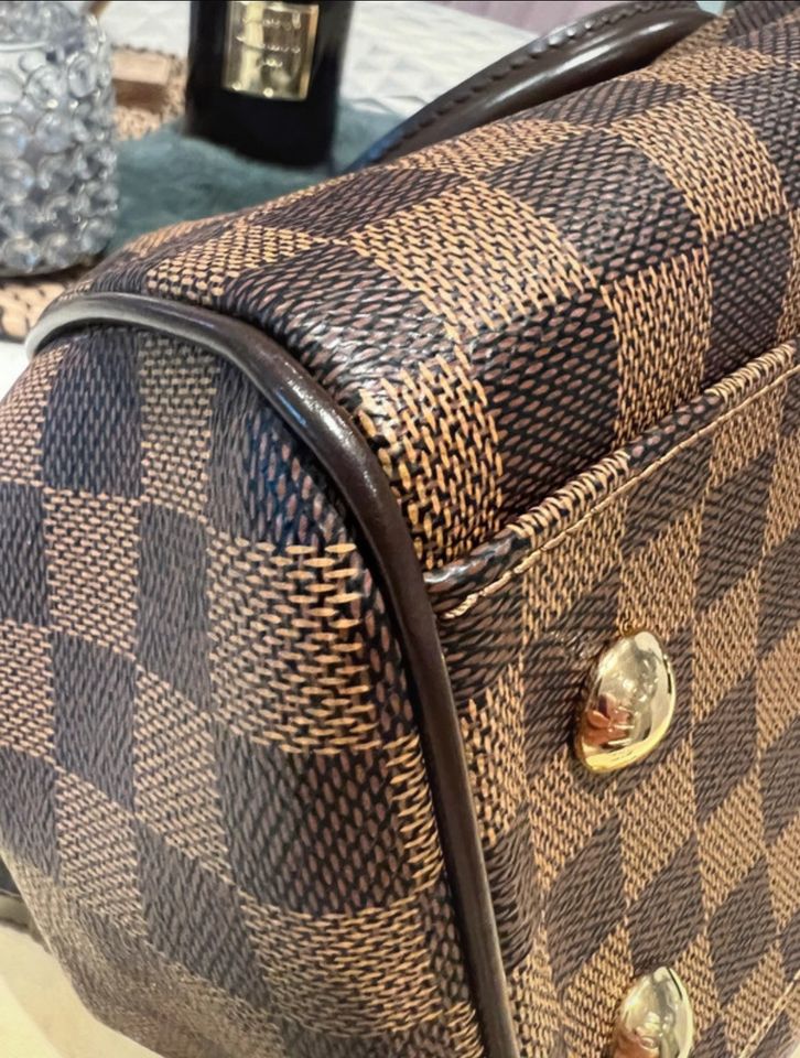 Louis Vuitton Trevi Pm Damier Ebene in Friedrichsthal