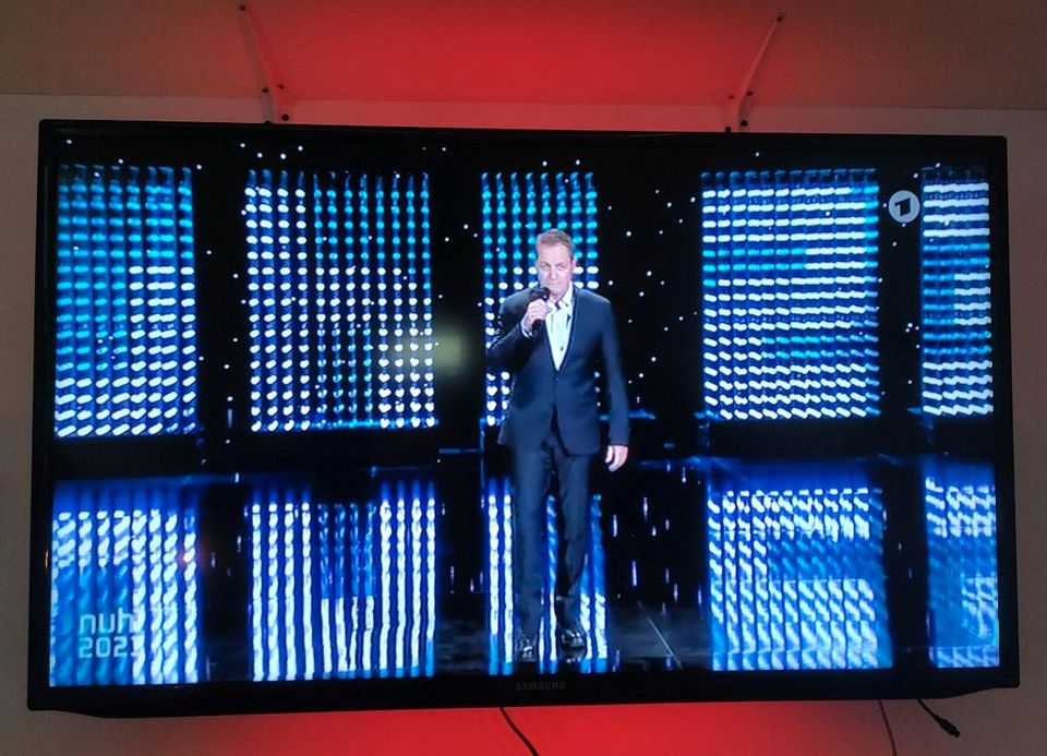 Samsung Full HD LED Smart TV 40Zoll 101cm Fernseher in Eisenhüttenstadt