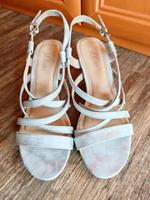 Schuhe Damen S.Oliver Größe 39 Sandalen Nordrhein-Westfalen - Minden Vorschau