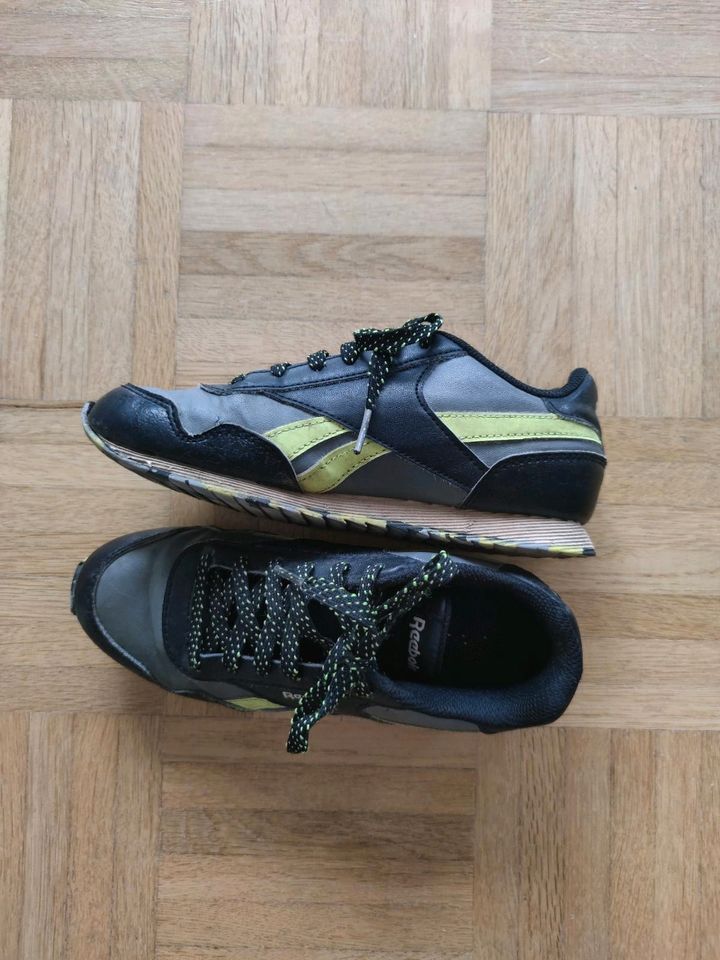 Reebok Sneakers gr.33 , schwarz, grau in Köln