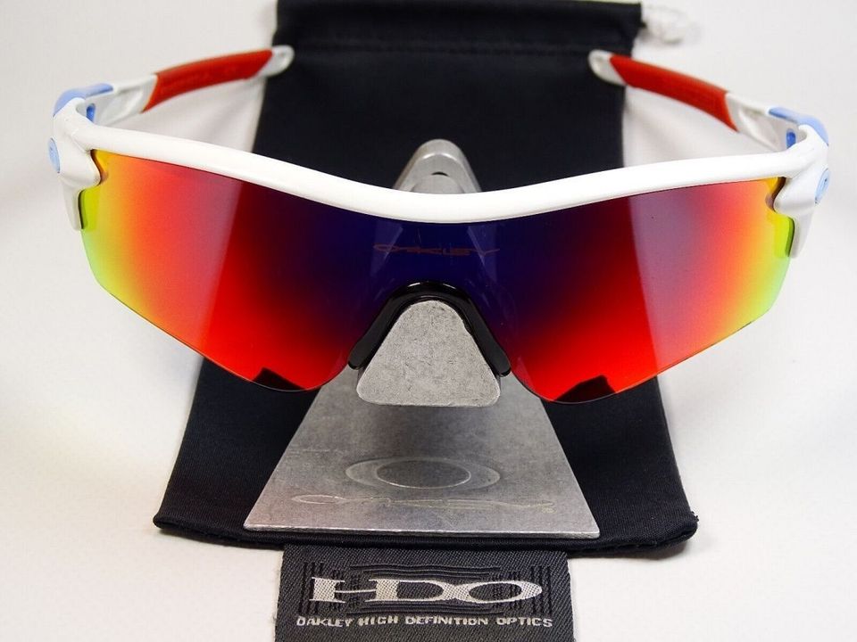 Oakley RadarLock White Red Array Sonnenbrille Kato M Frame M2 Pro in Hamburg