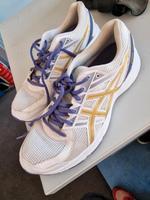 Acics Laufschuhe Weiss Lila Gr.42 Hessen - Kaufungen Vorschau