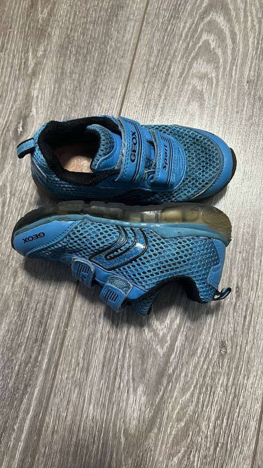 GEOX Schuhe Sneakers Sport-Schuhe Gr 28 blau atmungsaktiv in München