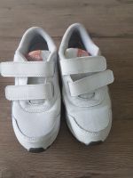 Turnschuhe NIKE in Größe 32 Bielefeld - Joellenbeck Vorschau