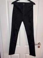 Abercrombie & Fitch Ripped High Waist Jeans - Größe 27 Berlin - Wilmersdorf Vorschau
