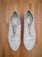 Rieker Schuhe mit Blümchen Neuhausen-Nymphenburg - Neuhausen Vorschau
