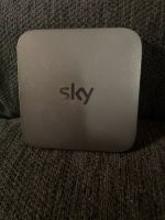 Sky Q IPTV Receiver mit Fernbedienung und Netzteil Niedersachsen - Celle Vorschau