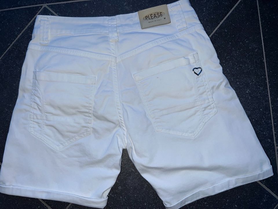 Please Damen Shorts Gr. S weiß in Dörpen