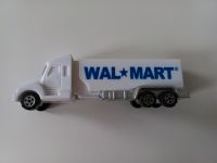 PEZ Wal Mart Hauler Truck LKW aus den USA Sachsen - Mittweida Vorschau