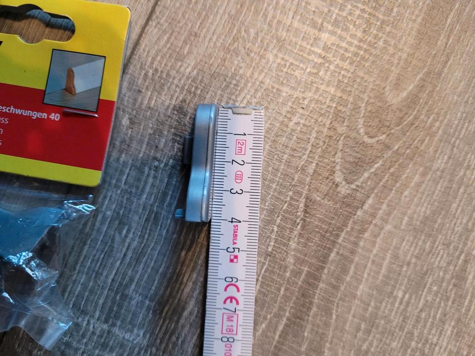 18 × Verschiedene Sockelleisten Abschluß/ Innen - Außen Ecken in Espenau