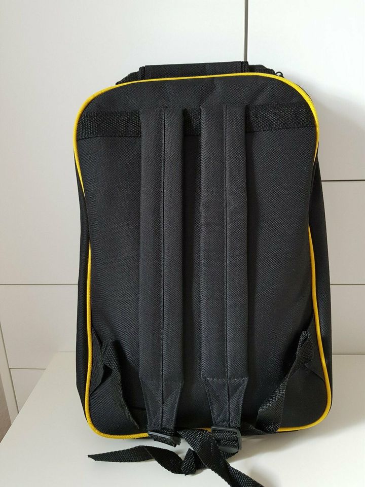 Picknick Rucksack Maranello Ferrari schwarz Ausstattung unbenutzt in Hannover