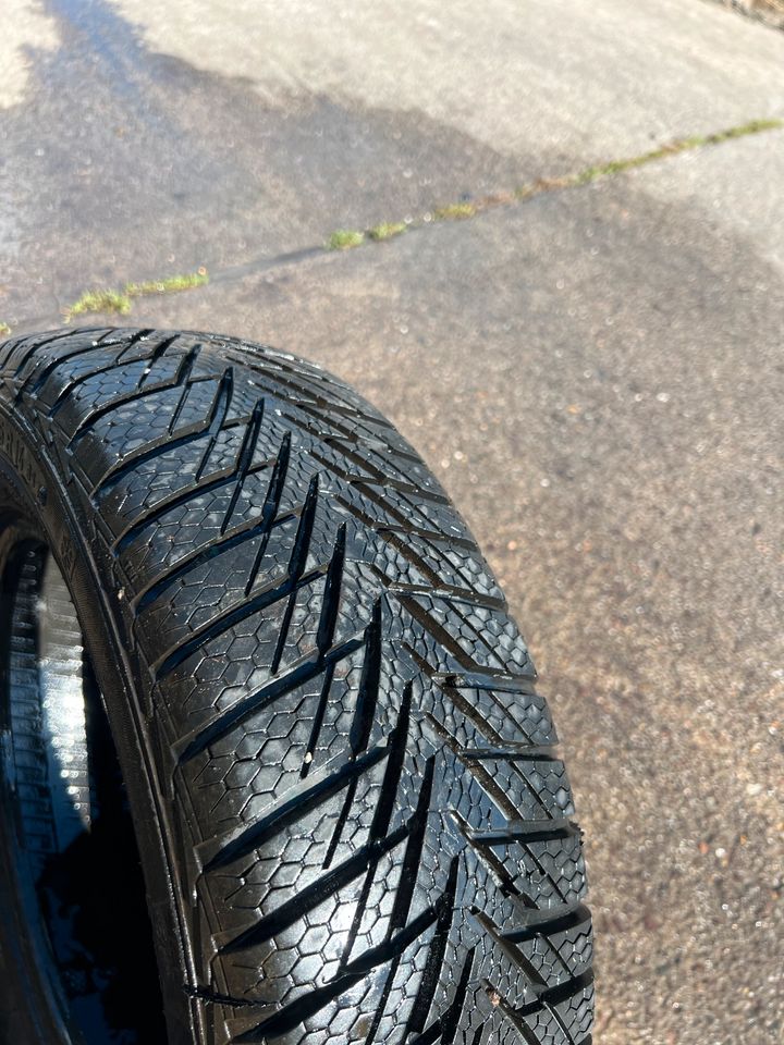 2x Allwetterreifen 185/65 R14 in Espenau