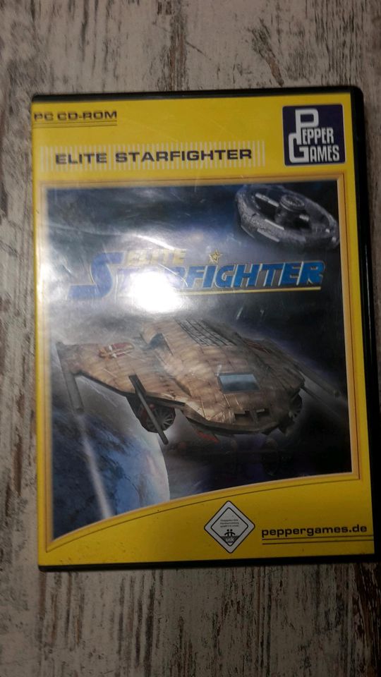 CD Rom Elite Starfighter PC Spiele Cdrom Starwar DVD Unterhaltung in Delmenhorst