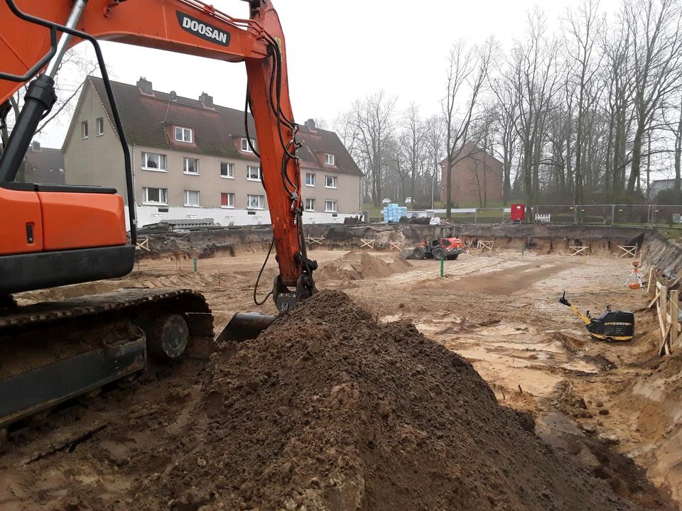 Erdarbeiten - Baggerarbeiten - Rohrleitungen in Barsbüttel