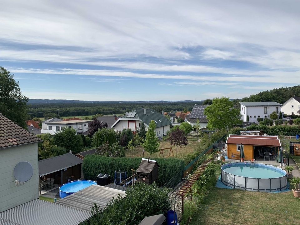 Repräsentatives Ein- bis Zweifam.haus mit Fernblick in schöner Ortsrandlage in Homburg