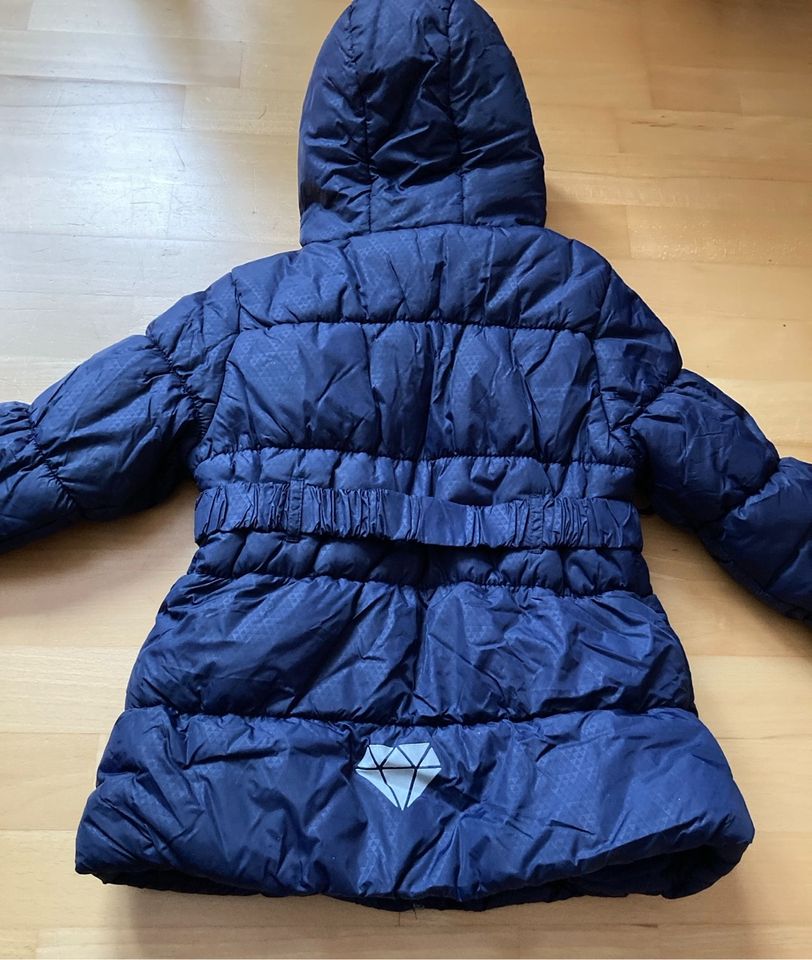 Neu! Mit Etikett! Mädchen Winterjacke gefüttert Dunkelblau Gr 110 in Bad Bederkesa