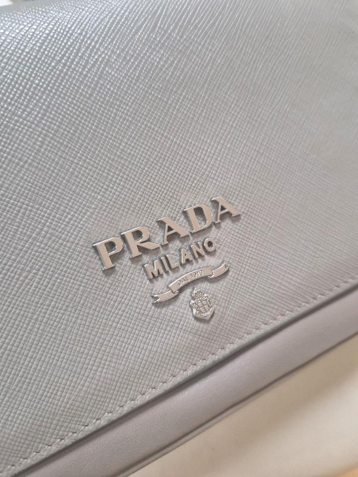 Original Prada Pochette Tasche in Kempten