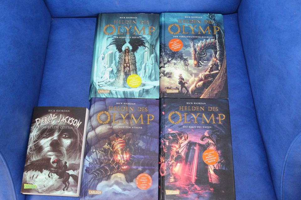 4x Riordan Helden d. Olymp gebunden, 1x Percy Jackson TB in Havixbeck