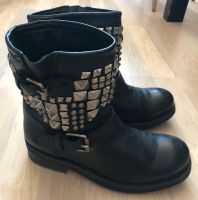 AHS Stiefeletten Bikerboots Stiefel 39 1/3 Nieten schwarz WGT Dresden - Äußere Neustadt Vorschau