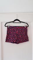 Orsay, kurze Shorts, dunkelblau mit Blumenprint, Größe 34 Bayern - Landshut Vorschau
