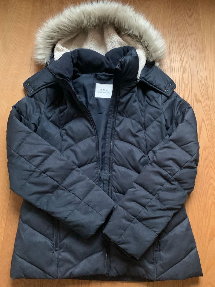 EDC Damen Jacke Winterjacke Gr. M in Ronnenberg