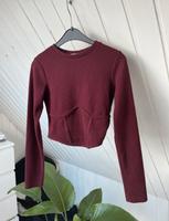 Bershka Pullover Korsett Stil Bordeaux Gr.XS Nordrhein-Westfalen - Hamm Vorschau