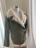 Topshop * Damen Wintermantel Winterjacke Fekl, Gr.36, Neu Hessen - Rüsselsheim Vorschau