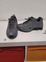 Nike Shox R4 Frankfurt am Main - Harheim Vorschau